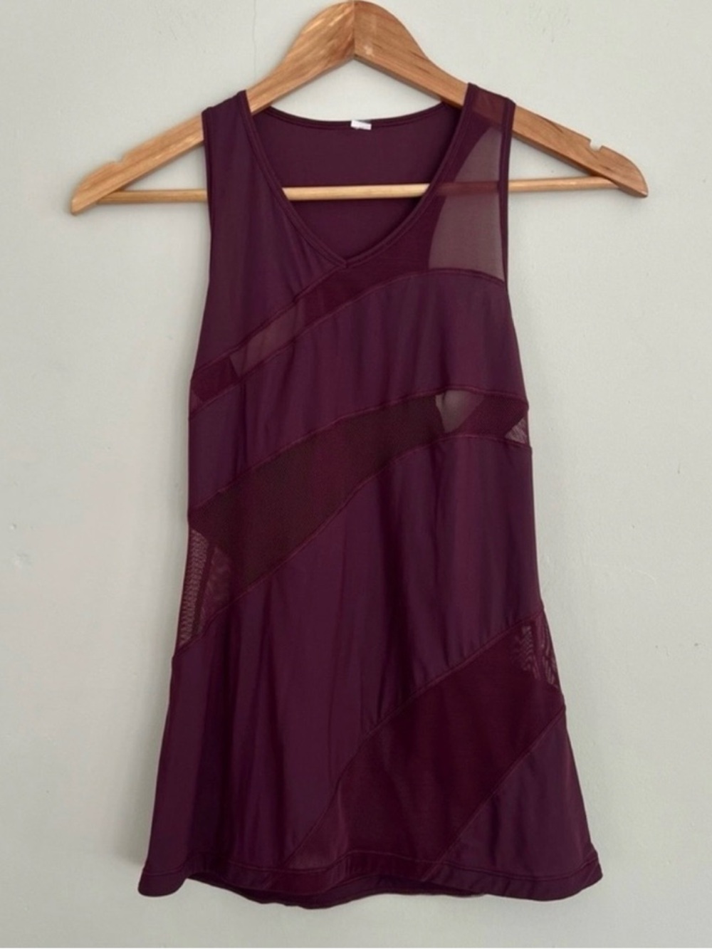 Lululemon Mesh in Motion tank top
